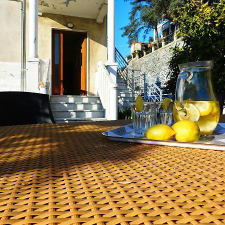 Villa Unifamiliare Con Posto Auto! レヴァント エクステリア 写真